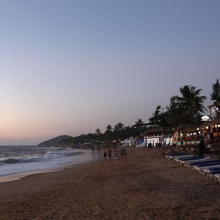 Fabhotel Anjuna Beachfront Kültér fotó